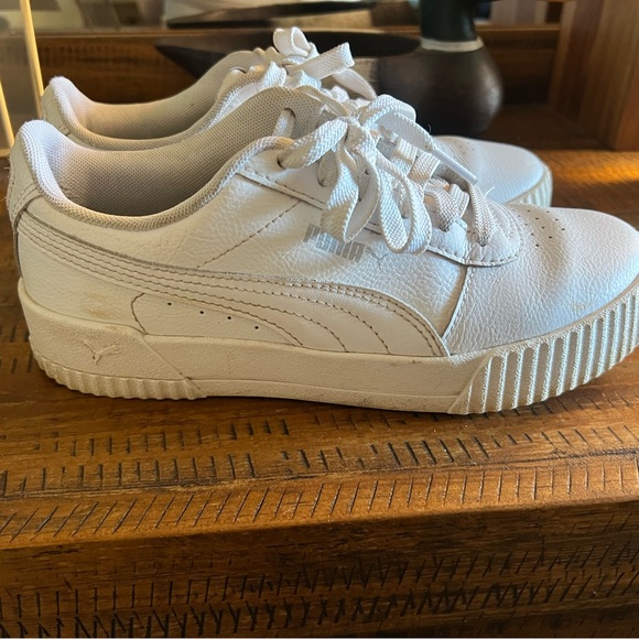 Puma Women’s sneakers - Picture 1 of 4